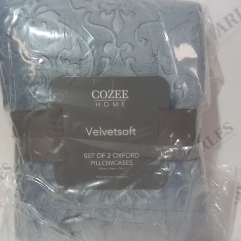 BOXED COZEE HOME VELVETSOFT SET OF 2 OXFORD PILLOWCASES IN BLUE