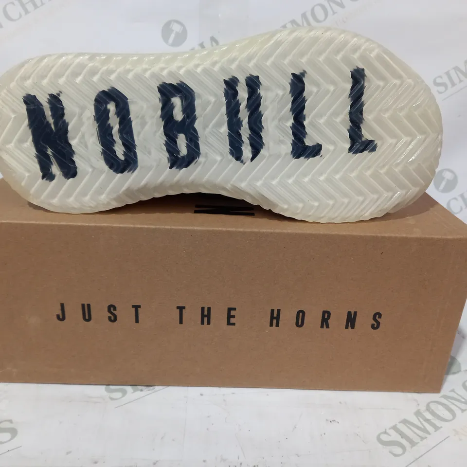 BOXED PAIR OF NOBULL SF TRAINERS IN WHITE UK SIZE 4.5