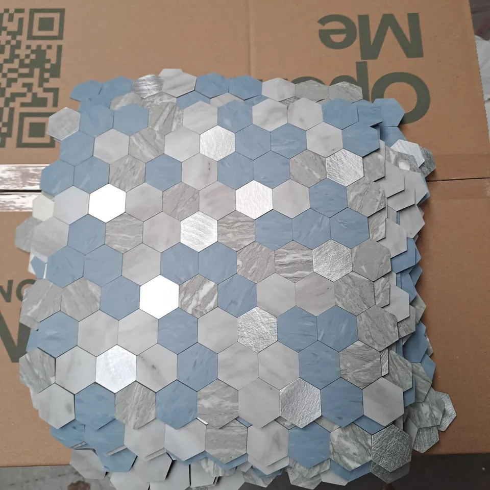 APPROXIMATELY 15 HEXAGONAL VINYL FLOOR TILES - BLUE, GREY AND SILVER