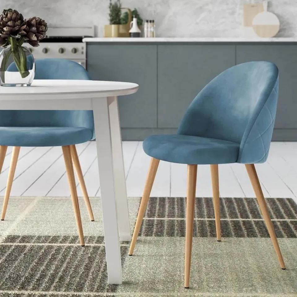 DUNGORBERY UPHOLSTERED DINING CHAIR