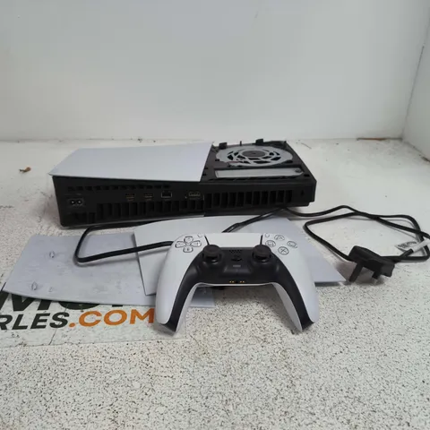 SONY PLAYSTATION 5 WITH CONTROLLER UNBOXED