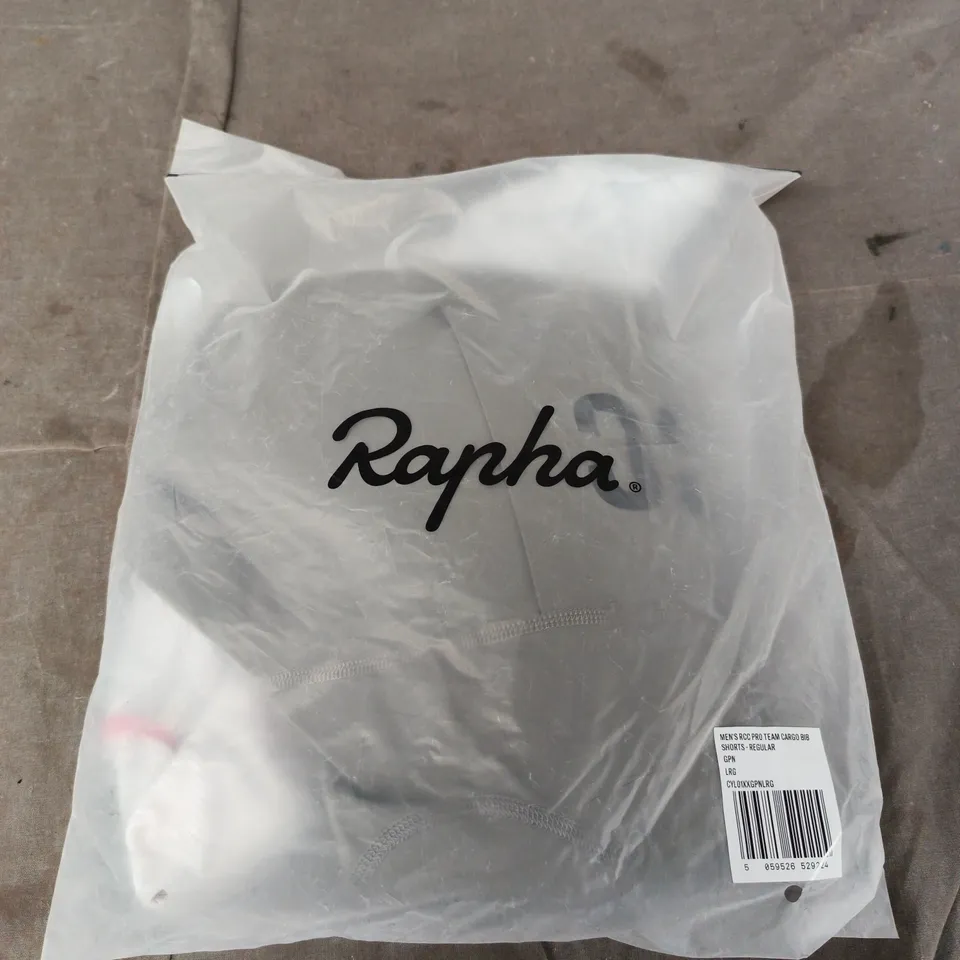 RAPHA RCC PRO TEAM CARGO BIB SHORTS – MEN'S, REGULAR UK SIZE L