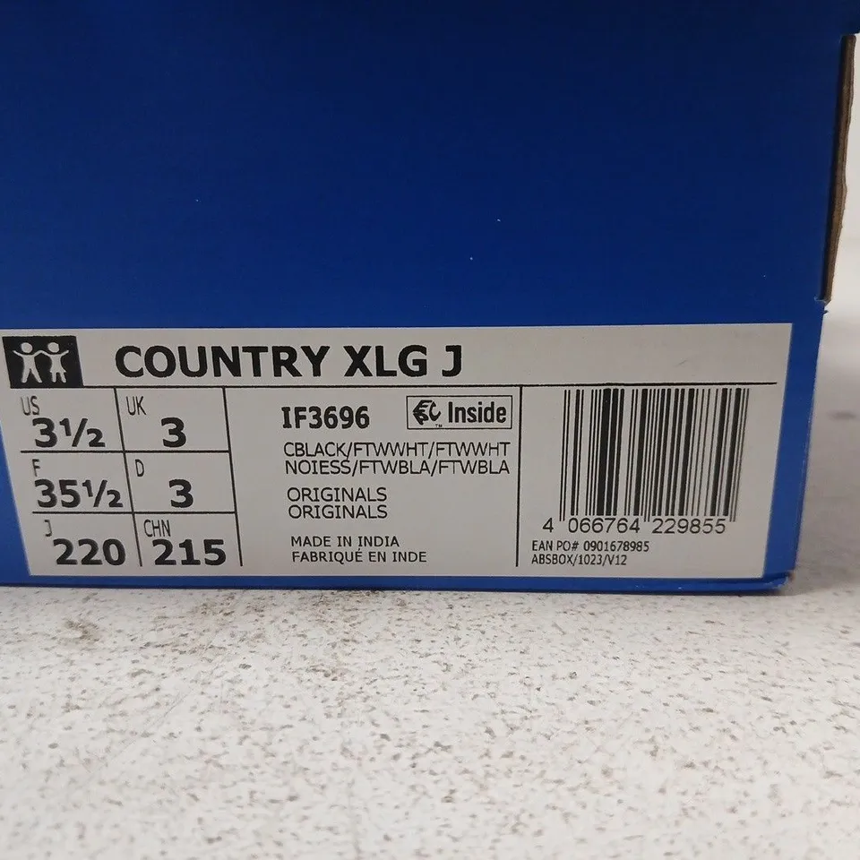 BOXED PAIR OF ADIDAS ORIGINALS COUNTRY XLG J SNEAKERS –  UK 3