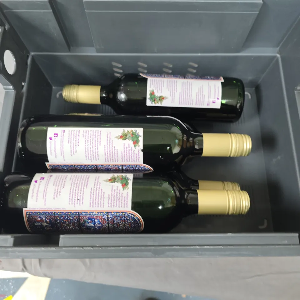 LOT OF 6 ROCHESTER ORGANIC MULLED BERRY PUNCH - 725ML