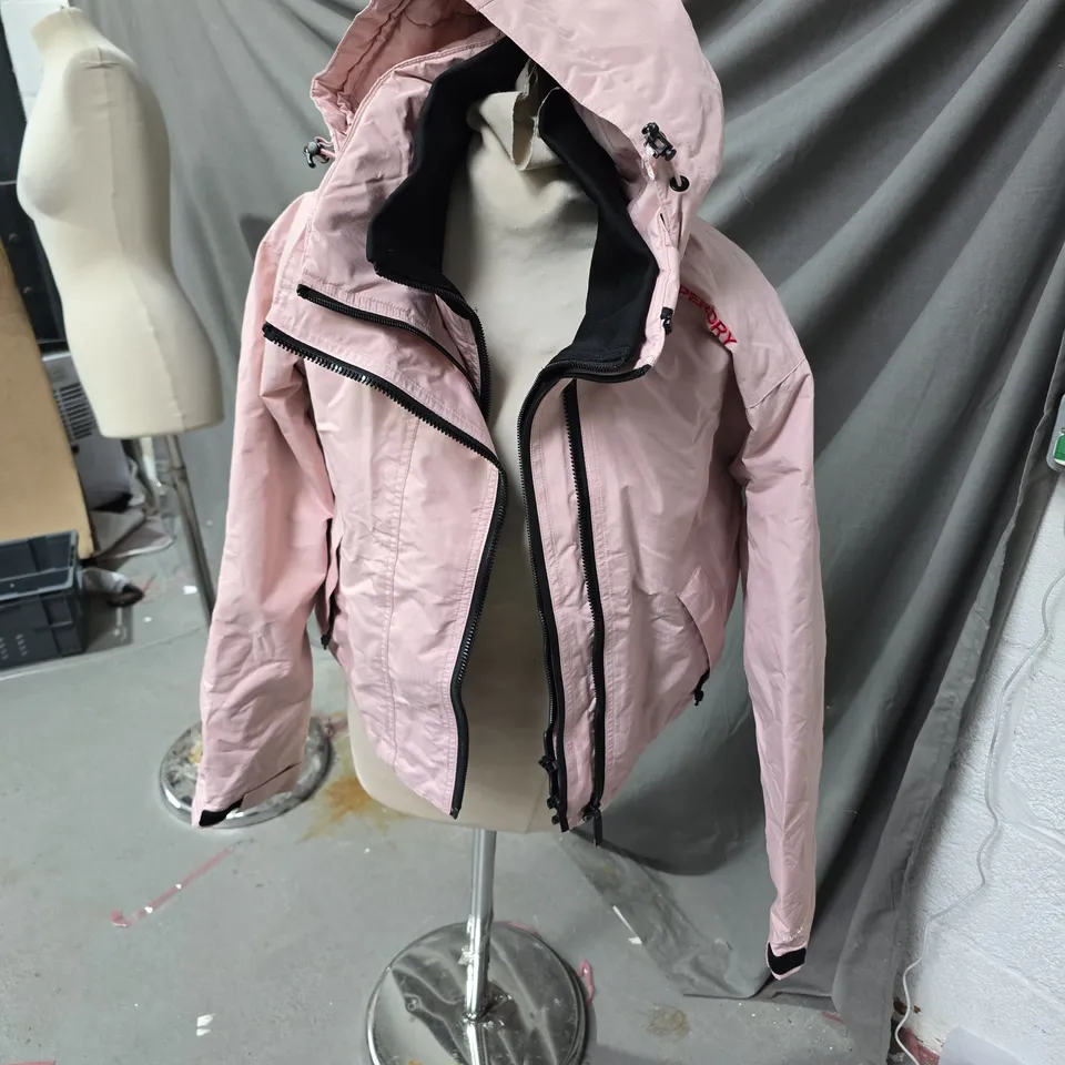 SUPERDRY WINDCHEATER EVOLUTION/20 HOODED JACKET – PINK (UK 8 / US 4 / EU 36)