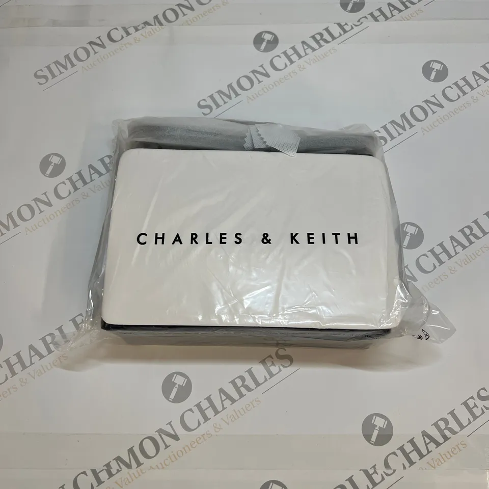 CHARLES & KEITH FRONT FLAP CROSSBODY CHAIN HANDLE IN BLACK 