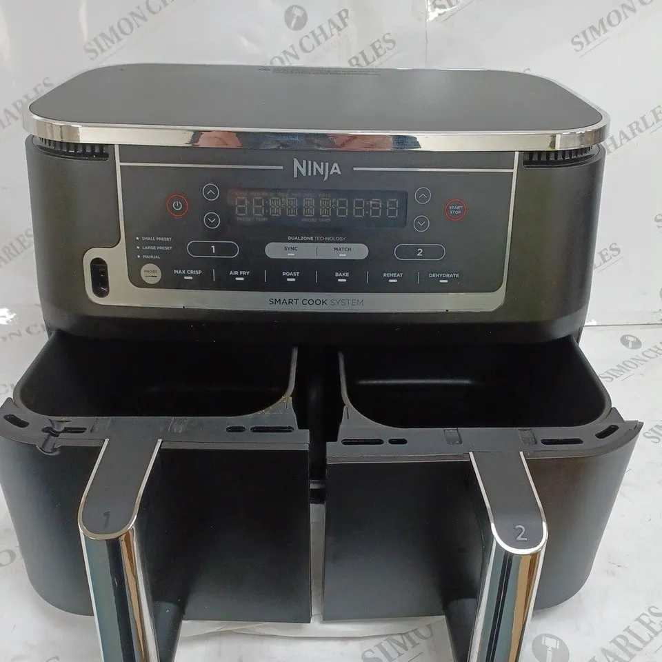 BOXED NINJA FOODI MAX 9.5L DUAL ZONE AIRFRYER AF451UK