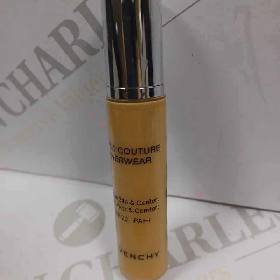 BOX OF 10 GIVENCHY TEINT COUTURE EVERWEAR FOUNDATION Y310 10ML