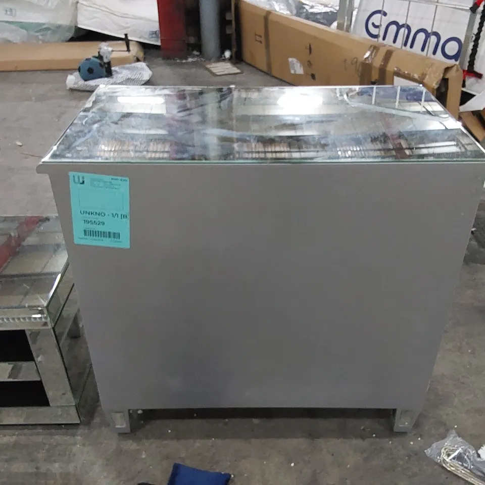 DESIGNER MIRRORED 3-DRAWER CHEST OF DRAWERS 