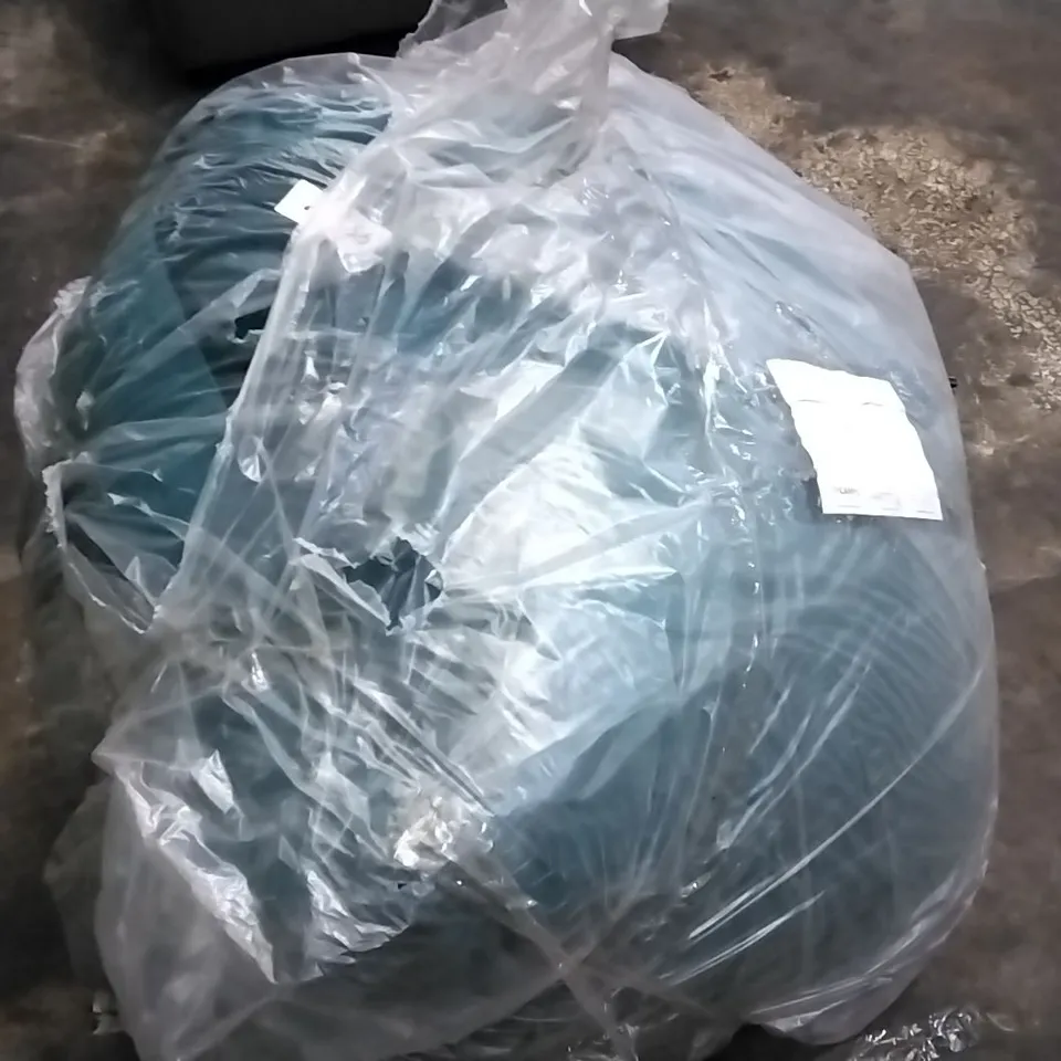 QUALITY ITALIAN DESIGNER BRAND NEW BAGGED SPLASH TB OTTOMAN IN TEAL VELVET