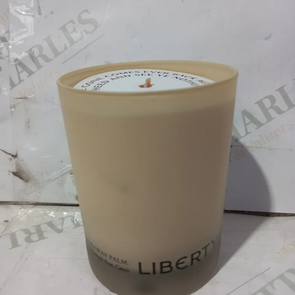 FARAWAY PALM LIBERTY SCENTED CANDLE (300G)