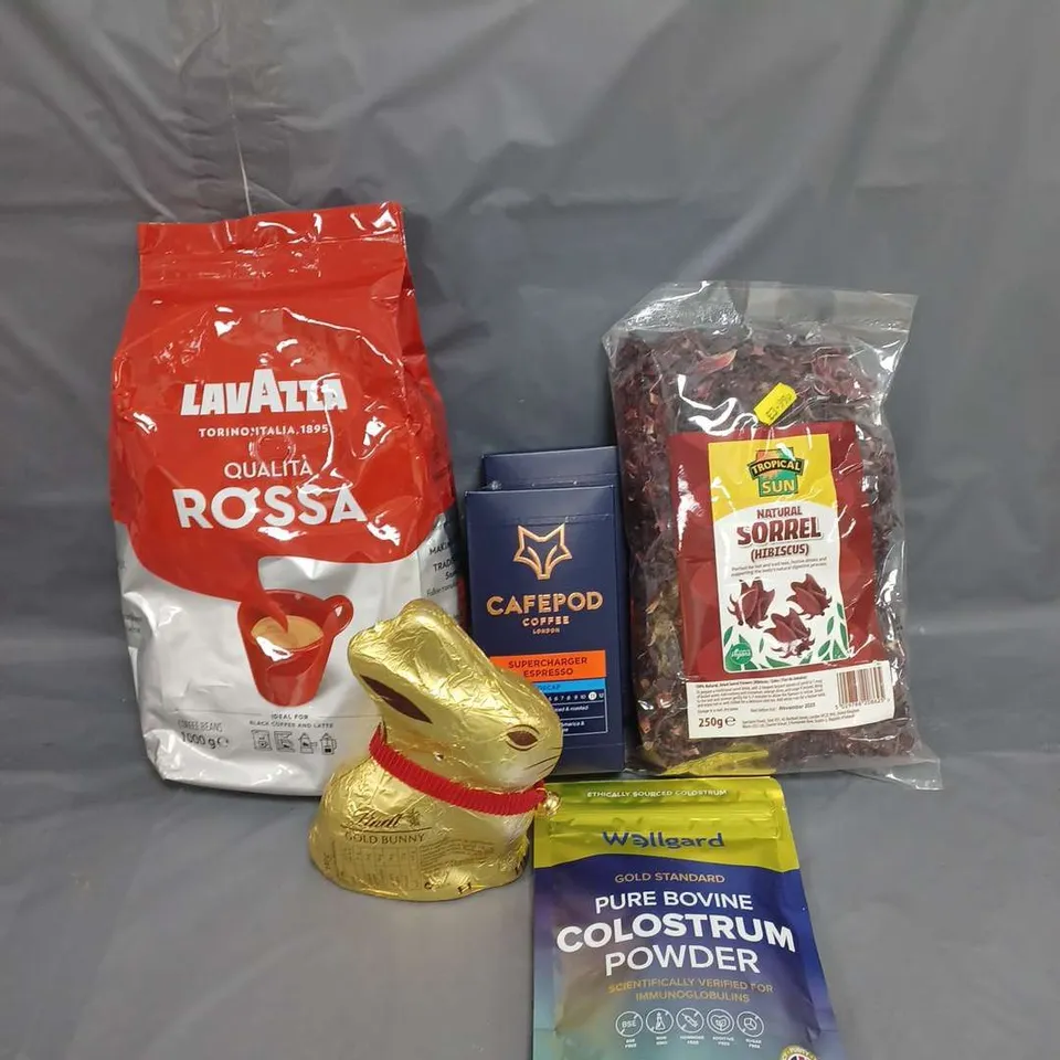 LOT OF APPROXIMATELY 15 FOOD AND DRINK ITEMS TO INCLUDE COFFEE BEANS, CHOCOLATE AND LOOSE TEA
