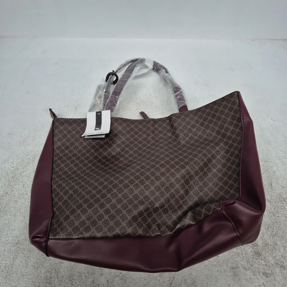 NINE WEST WOMEN’S HANDBAG – BROWN PATTERN WITH BURGUNDY TRIM 
