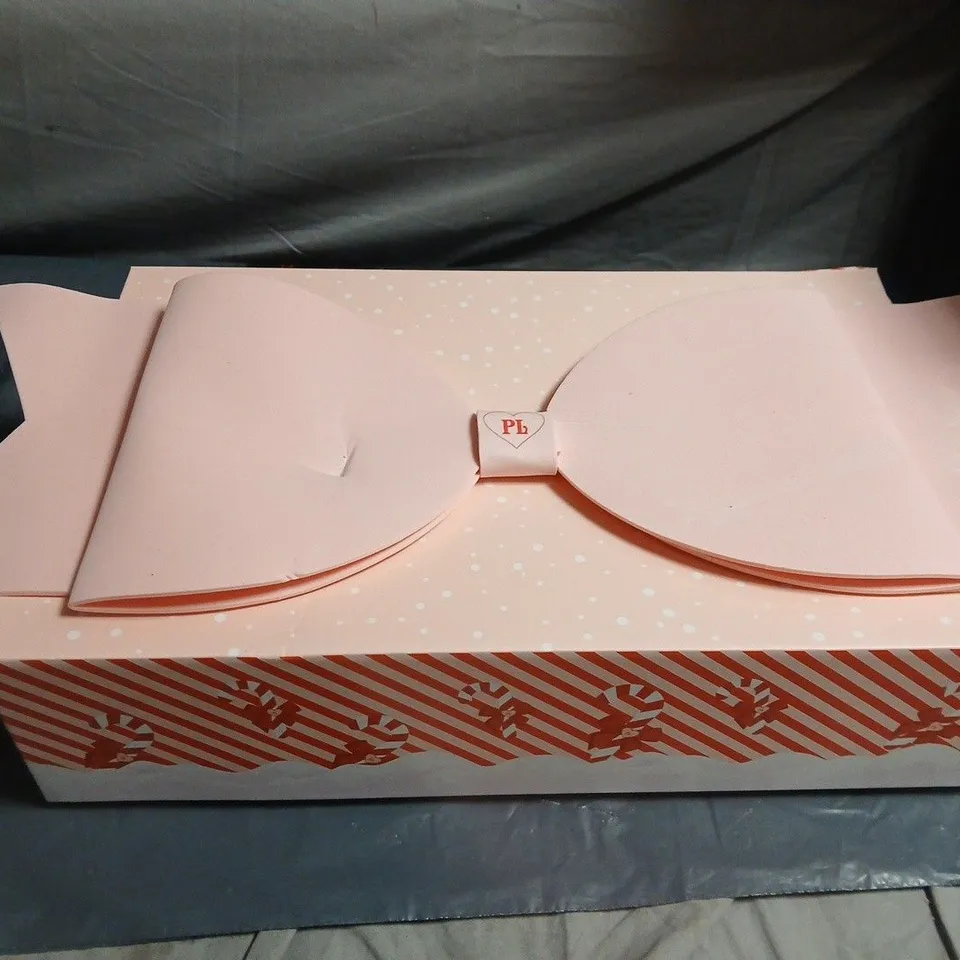 PINK GIFT BOX WITH LARGE BOW LID – DECORATIVE PACKAGING