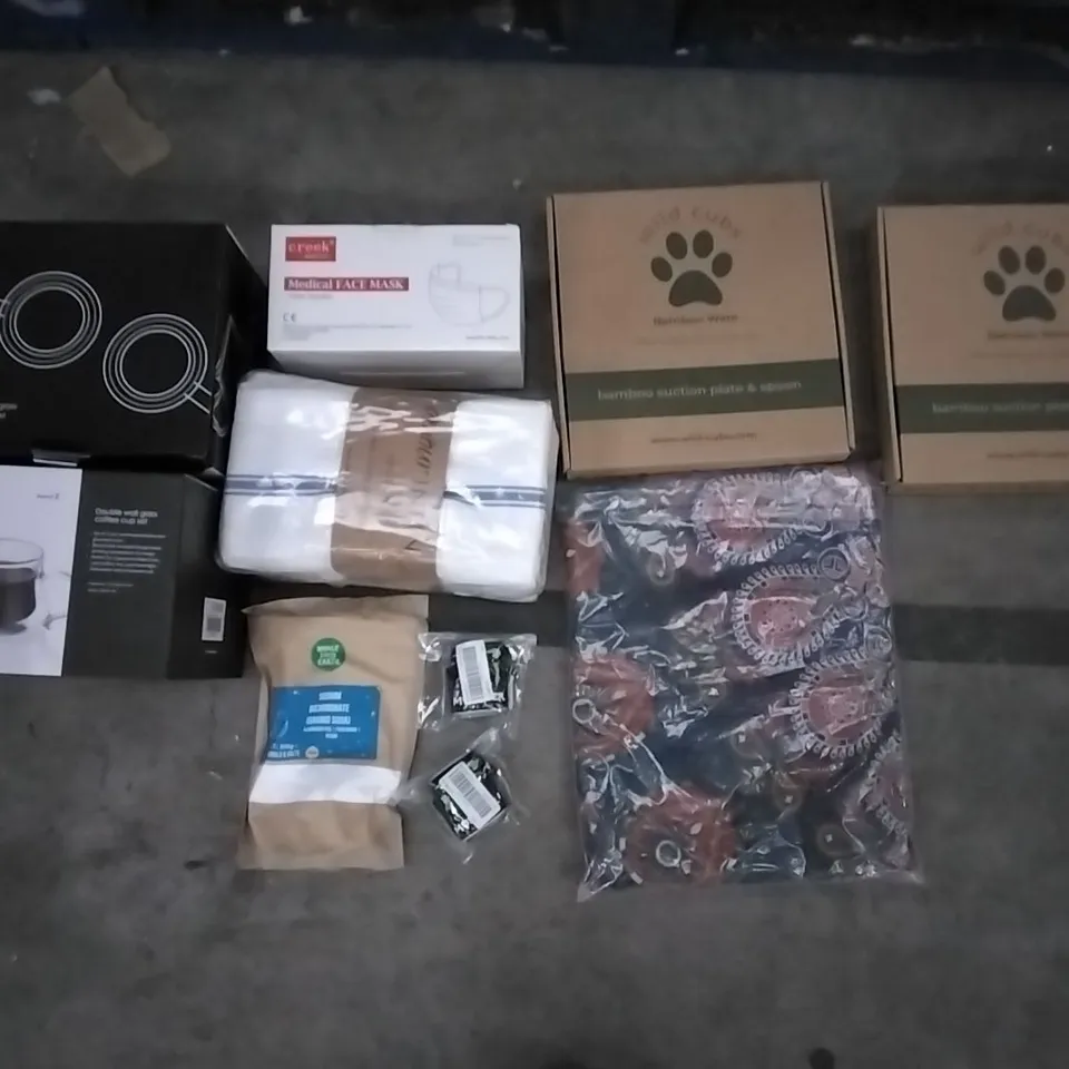 PALLET OF ASSORTED ITEMS INCLUDING WILD CUBS BAMBOO SUCTION PLATE & SPOON, AMOUR INFINI 12 PACK KITCHEN DISH TOWELS, DOUBLE WALL GLASS COFFEE CUP SET, WHOLE FOOD EARTH BAKING SODA, FACE MASKS 
