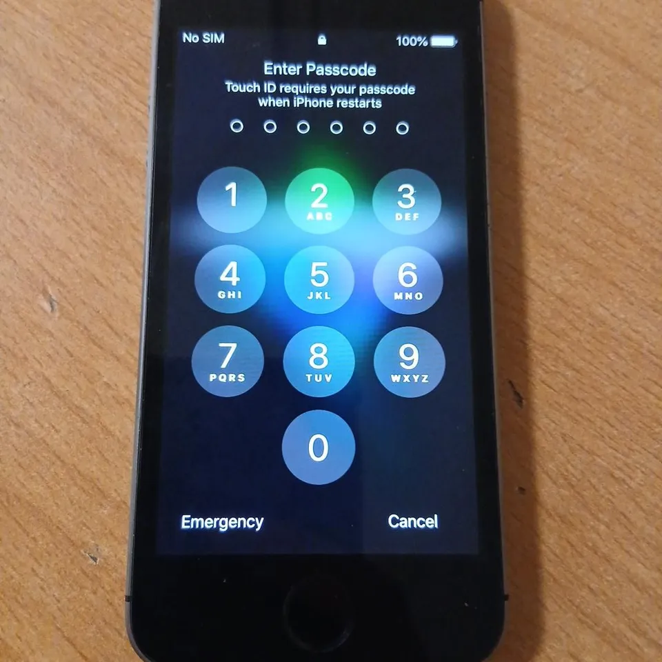APPLE IPHONE 5 SPACE GREY – NO SIM