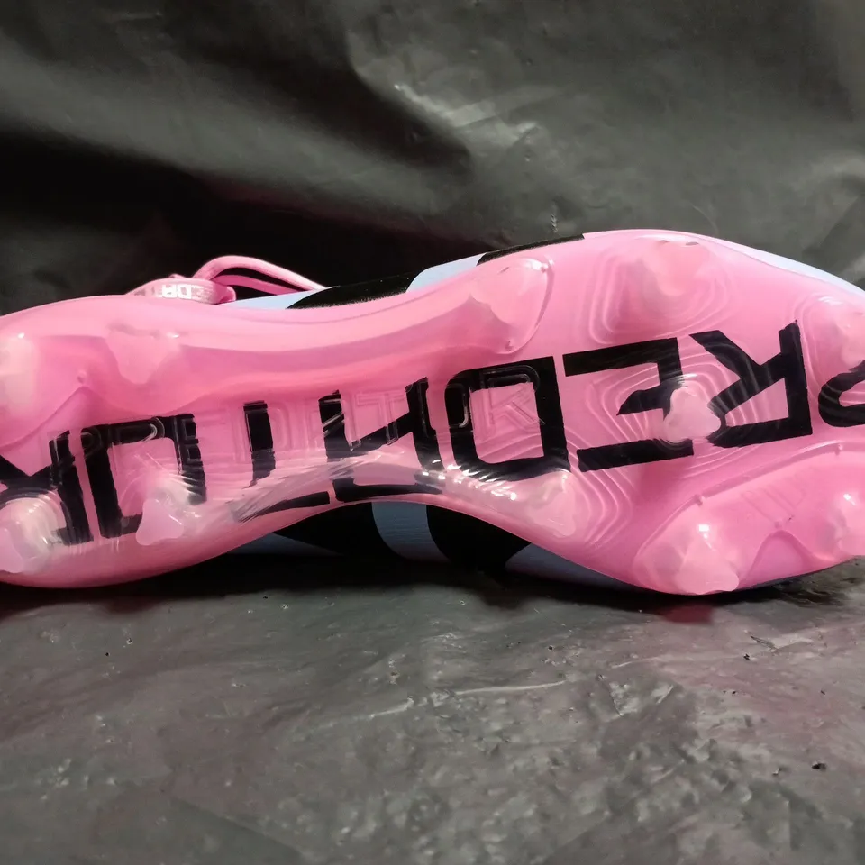 PAIR OF ADIDAS PREDATOR FOOTBALL BOOTS IN PINK SIZE UK 8