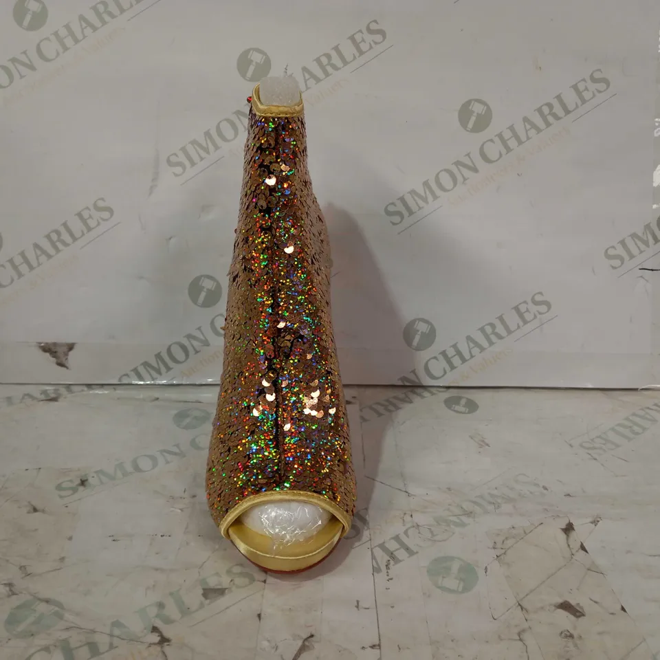 PAIR OF DESIGNER WOMENS SEQUIN HIGH HEELS IN GOLD COLOUR EU SIZE 39