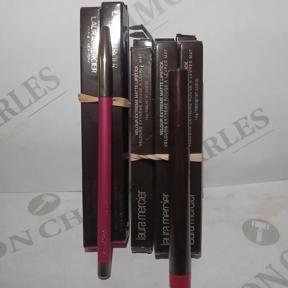 LOT OF APPROX 12 ASSORTED LAURA MERCIER PRODUCTS TO INCLUDE MATTE LIPSTICK #FAB & LONGWEAR LIPLINER #RICH MAUVE 