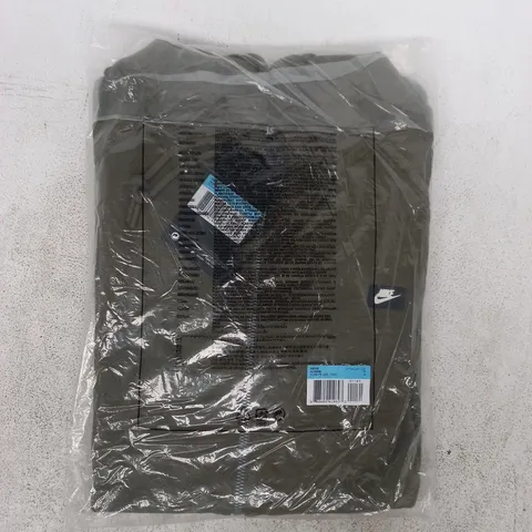 BAGGED NIKE FULL-ZIP HOODIE IN GREEN SIZE MEDIUM