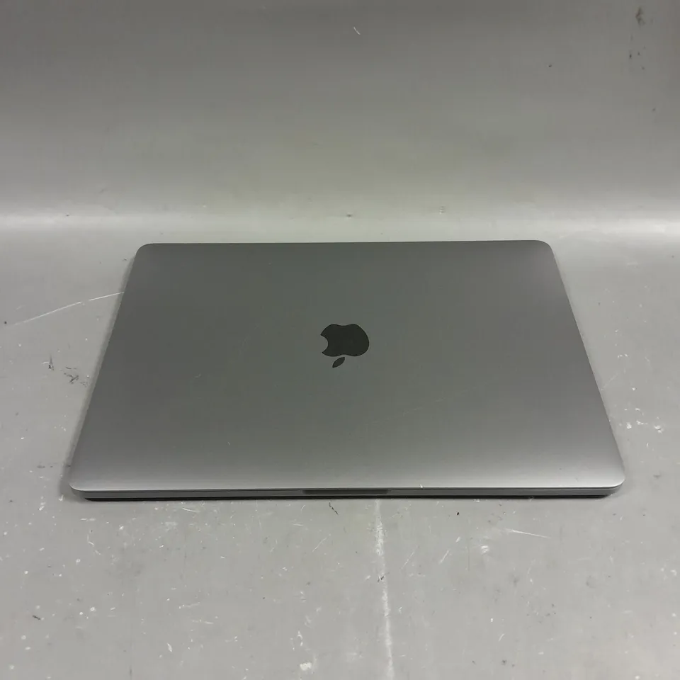 APPLE MACBOOK PRO - A2289