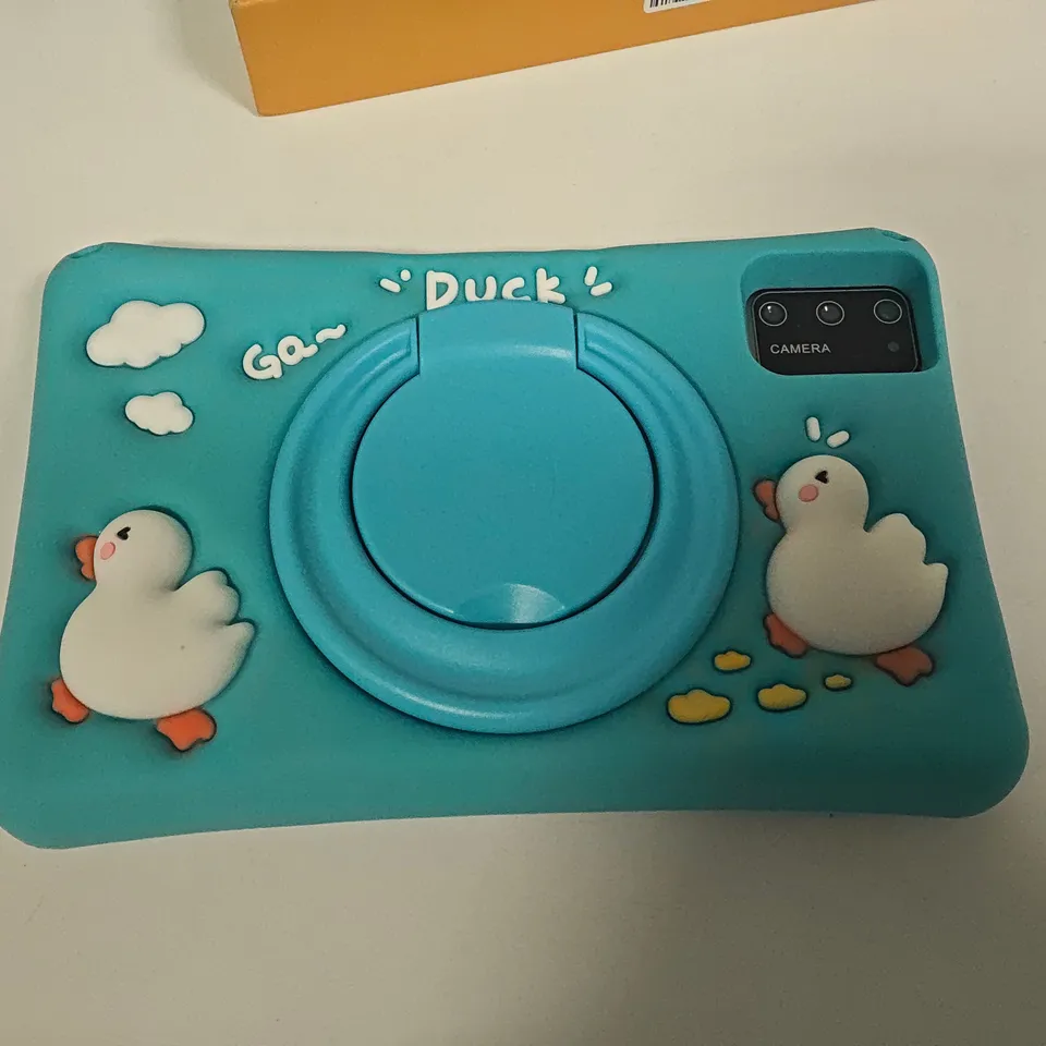 BOXED 7" KIDS TABLET WITH PROTECTIVE BLUE CASE