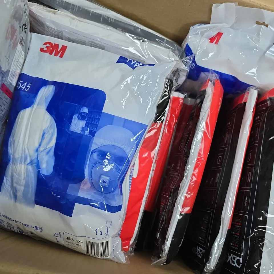 APPROXIMATELY 20 ASSORTED PROTECTIVE COVERALLS IN VARIOUS SIZES TO INCLUDE BRANDS SUCH AS 3M, CHEMSPLASH, TRAEGA, ETC