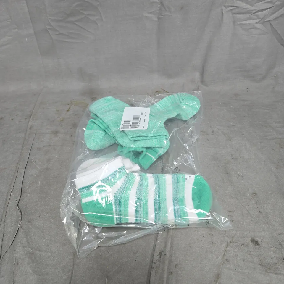 TOMMIE COPPER SET OF 4 INFRARED COMPRESSION SOCKS GREEN ANKLE MEDIUM