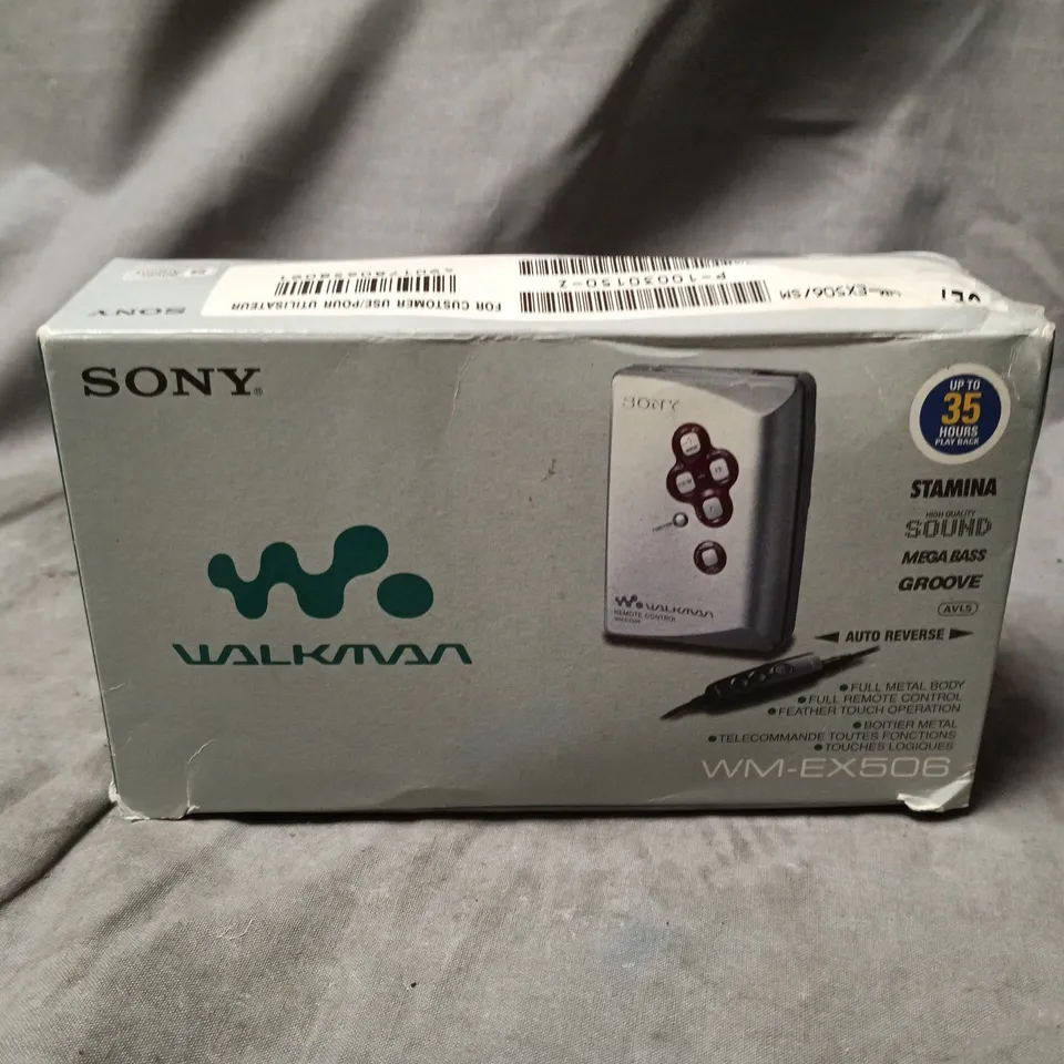 SONY WALKMAN WM-EX506 PORTABLE CASSETTE PLAYER WITH REMOTE CONTROL (BOXED)