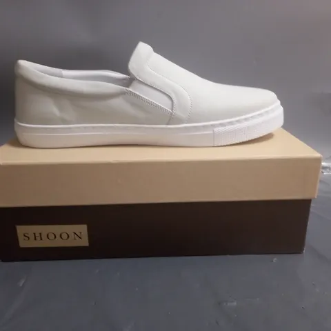 SHOON EIDOLON SLIP ON LEATHER TRAINERS OFF WHITE SIZE EU 41