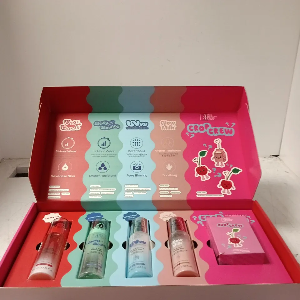 THE BEAUTY CROP SETTING MIST VAULT GIFT SET