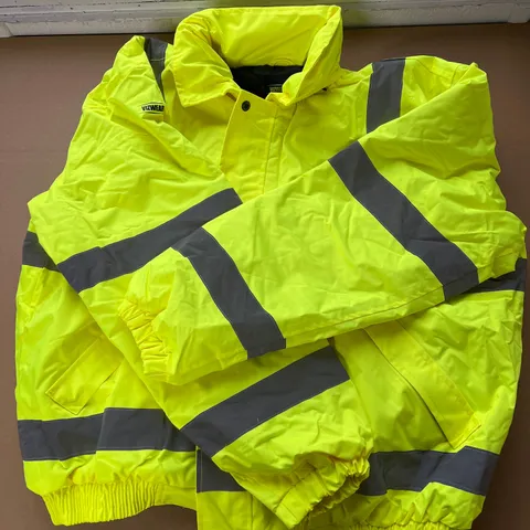 VIZWEAR VISLITE COAT IN SIZE 4XL