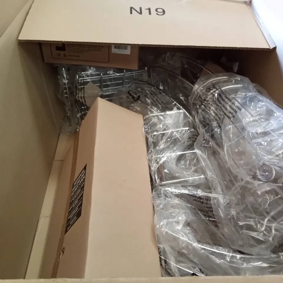 PALLET OF ASSORTED ITEMS INCLUDING M-DESIGN SEASONING AND SPICE RACK, EASTER COLOURING BOOKS FOR KIDS, M-DESIGN HAIR CARE HOLDER, LEWONDR TRAPEZOIDAL ELECTROPLATED GLASS VASE, MENS MULTIVITAMINS