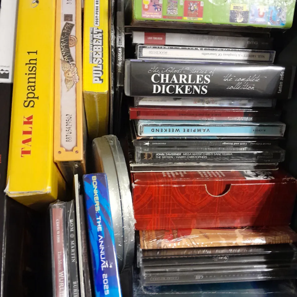 TOTE OF APPROXIMATELY 15 ASSORTED CD'S TO INCLUDE - LOUIS TOMLINGSON , VINESONG ,  BBC BERNSTERIN CHICHESTER PSALMS ETC