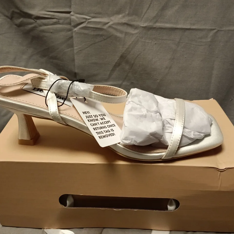 BOXED PAIR OF BE MINE OAKLEY IVORY SATIN HEELS - SIZE 5