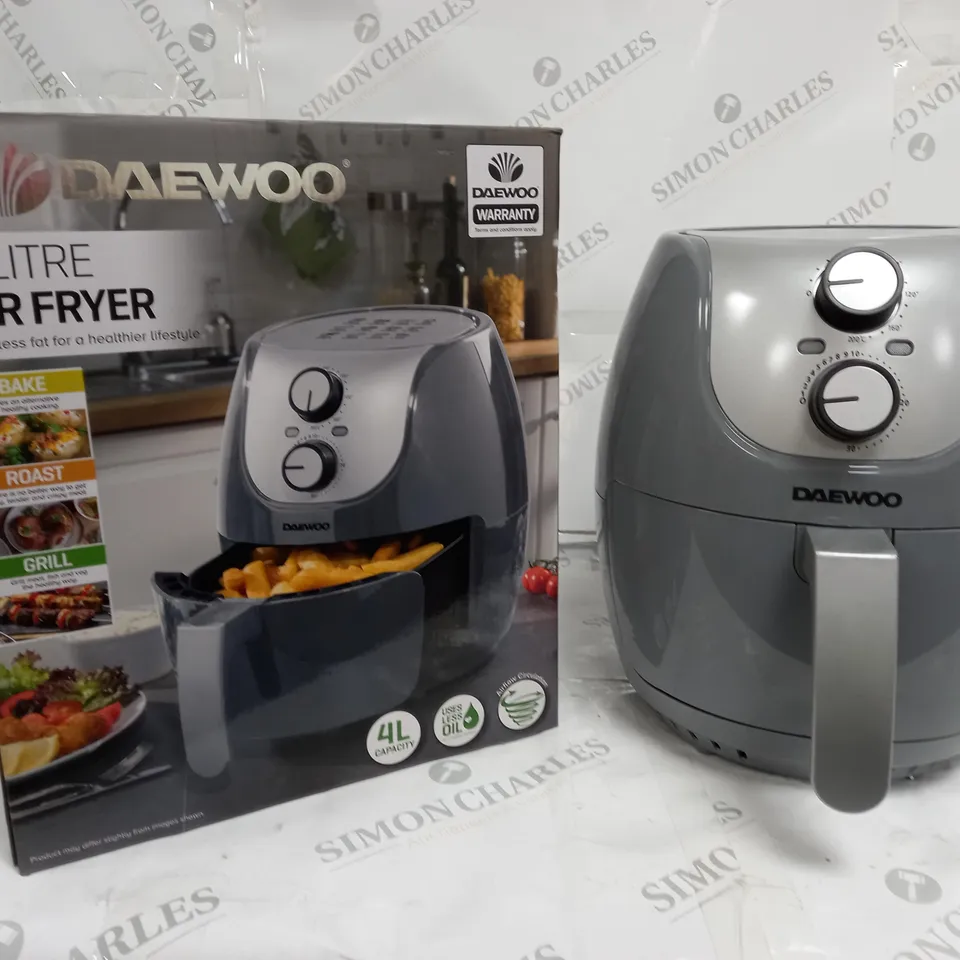 BOXED DAEWOO 4 LITRE AIR FRYER 