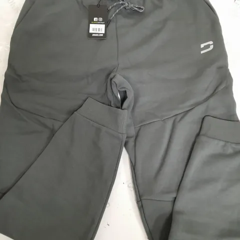 DRUIDS PRO JOGGERS IN CHARCOAL - 2XL