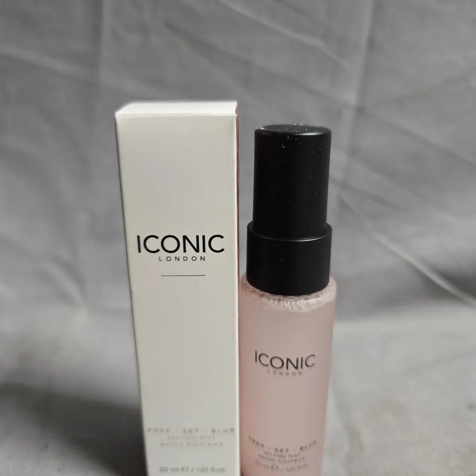 ICONIC LONDON PREP SET GLOW MAKEUP SETTING SPRAY – 50 ML