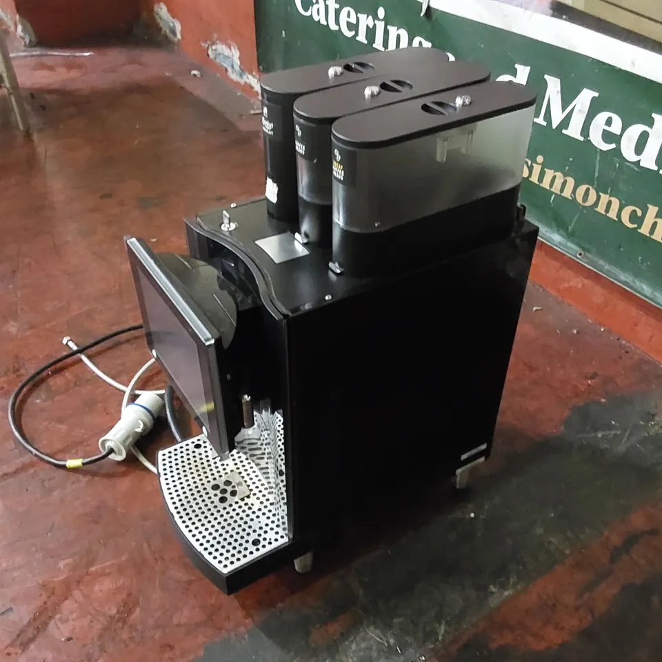 COMMERCIAL COFFEE AND HOT CHOCOLATE MACHINE