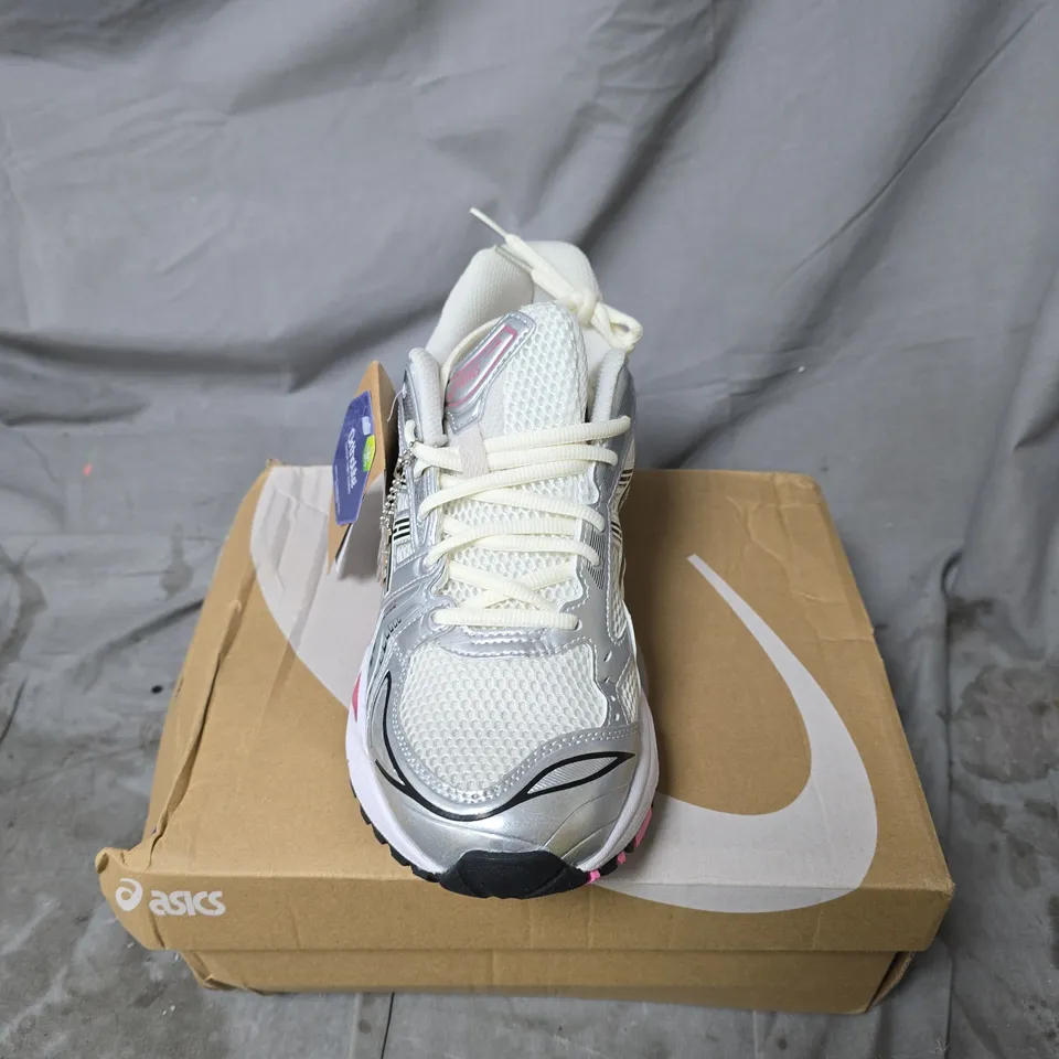 ASICS SILVER/WHITE/PINK TRAINERS BOXED UK 9