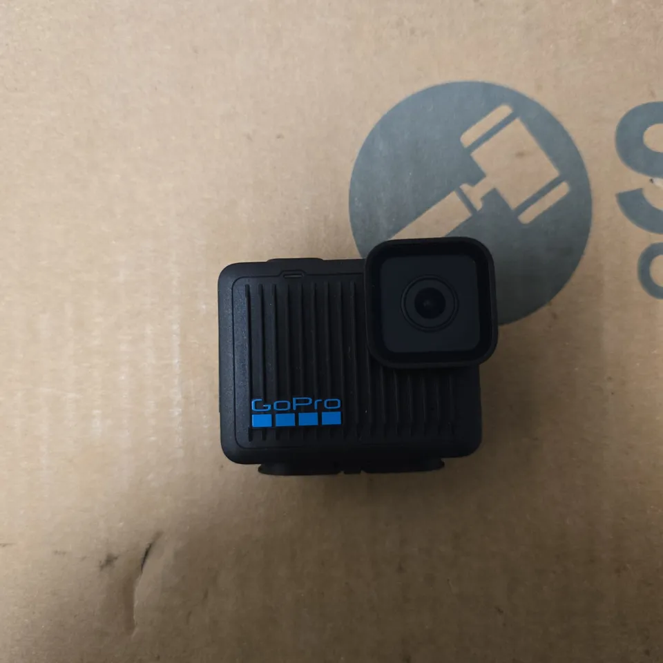 GOPRO HERO ACTION CAMERA WITH MOUNTING ACCESSORIES – IN BOX