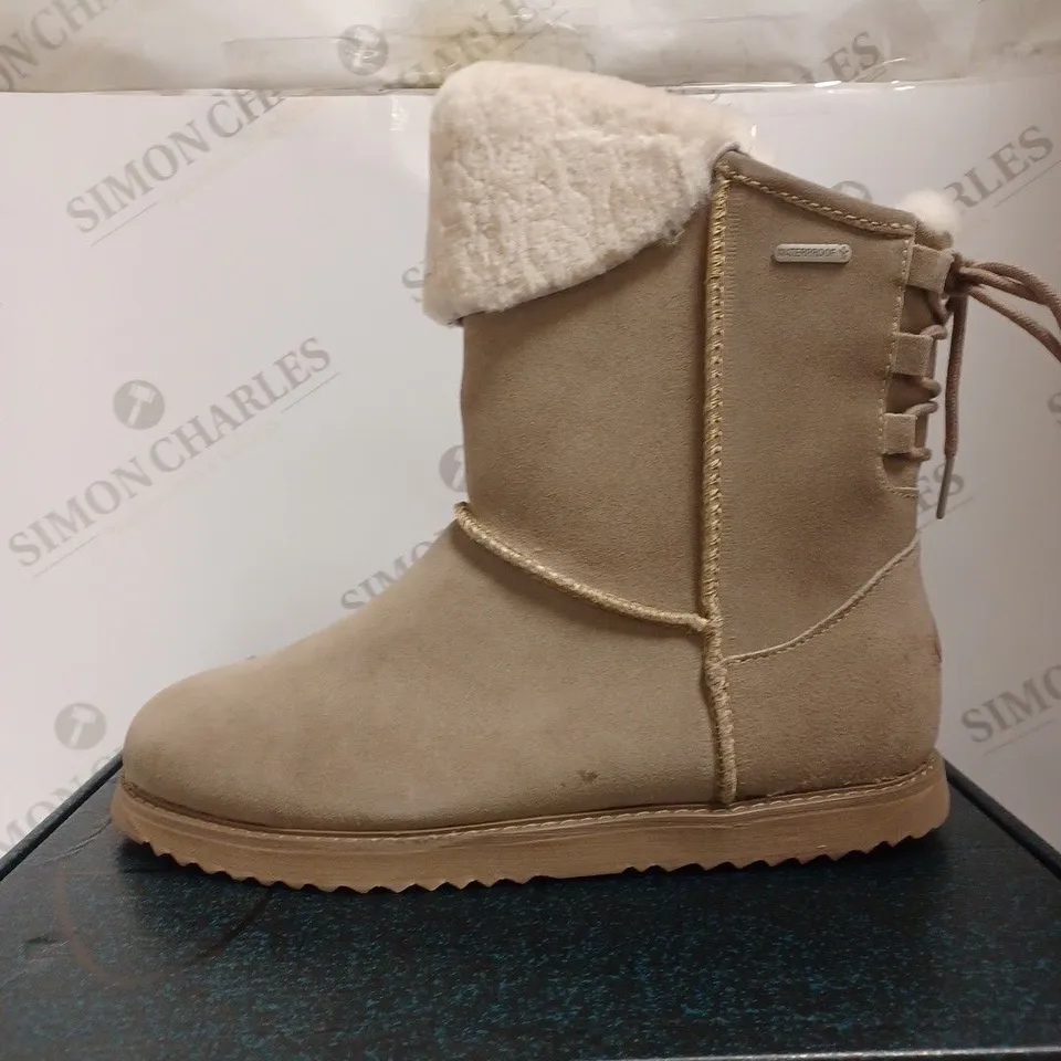 BOXED EMU BIRDWOOD WATERPROOF SHEEPSKIN BOOTS, MUSHROOM - SIZE 9