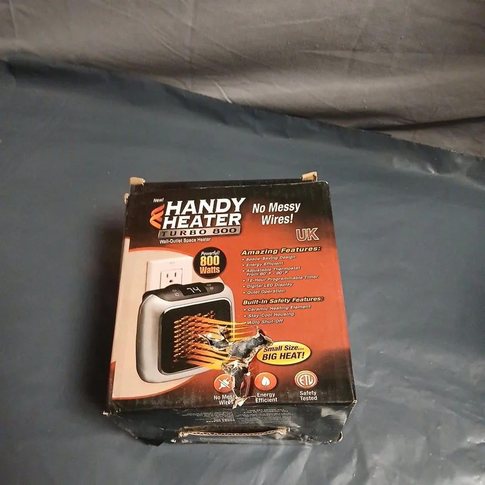 BOX OF APPROXIMATELY 12 ASSORTED ELECTRICAL ITEMS INCLUDING INFRARED FOOT MASSAGER , HANDY HEATER AND SHOE DRYER 