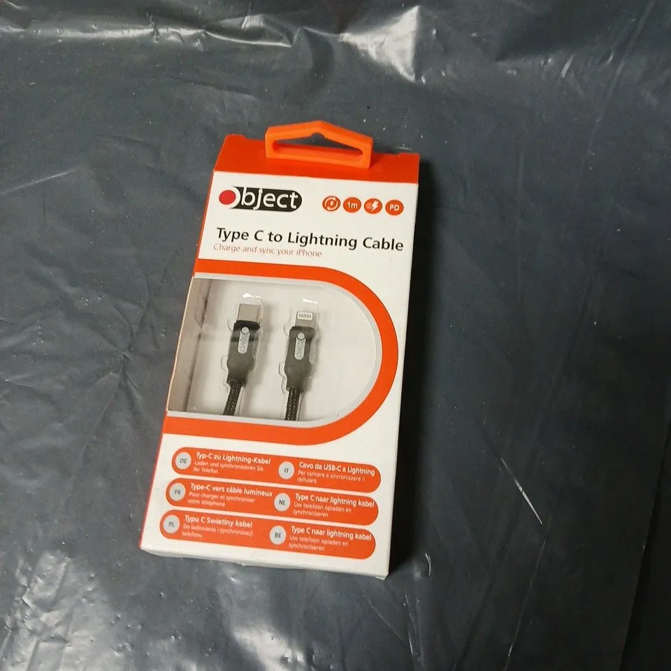 BOX OF APPROXIMATELY 50 ASSORTED ELECTRICAL ITEMS INCLUDING 5 IN 1 CAR CHARGER , TYPE C LIGHTNING CABLE AND ALUMINUM DUAL ADAPTER 