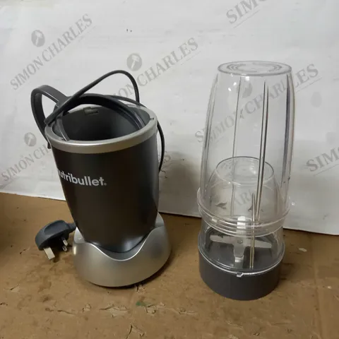 NUTRIBULLET 600 SERIES - NUTRIENT EXTRACTOR HIGH SPEED BLENDER