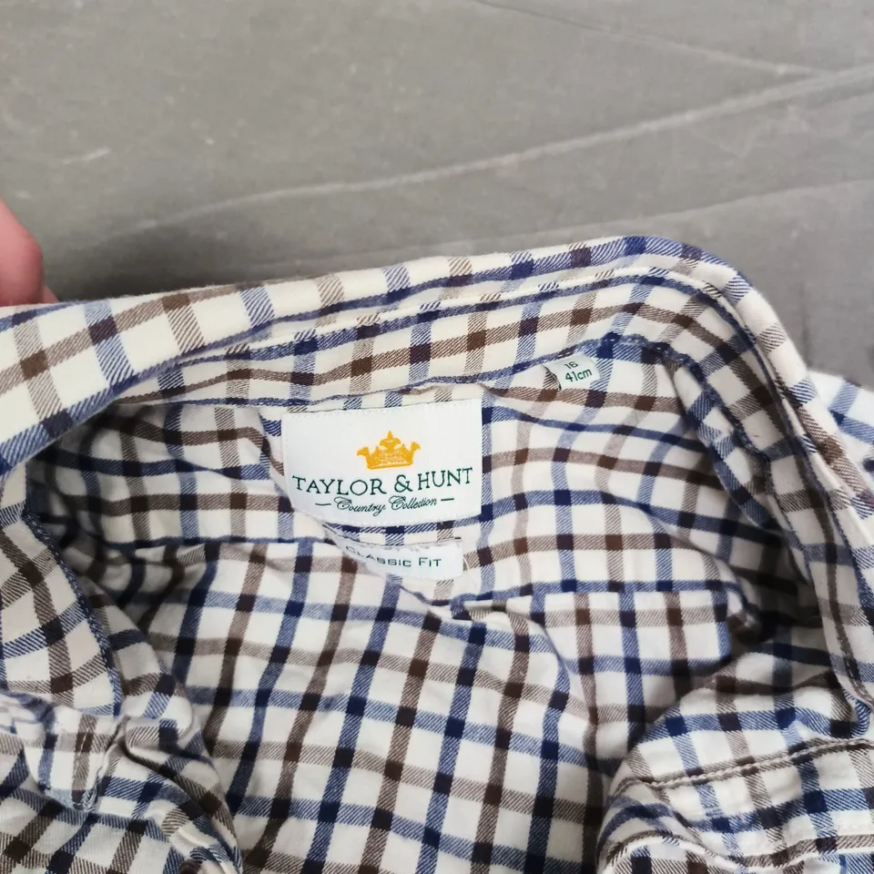 TAYLOR & HUNT COUNTRY COLLECTION CHECKED SHIRT – CLASSIC FIT, COLLAR 41 CM (16 IN)