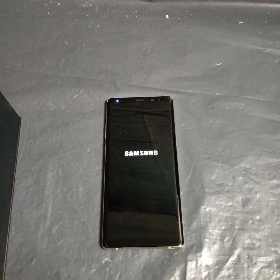 SAMSUNG GALAXY NOTE8 SMARTPHONE – GOLD (BOXED)
