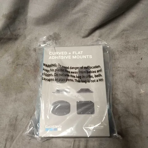 GOPRO CURVED + FLAT ADHESIVE MOUNTS – 6-PACK (3 CURVED, 3 FLAT)