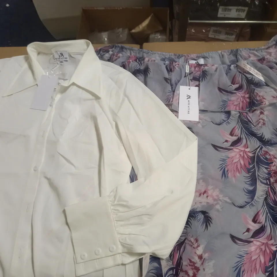 LOT OF 10 ASSORTED MISS ATTIRE CLOTHING ITEMS IN VARIOUS SIZES