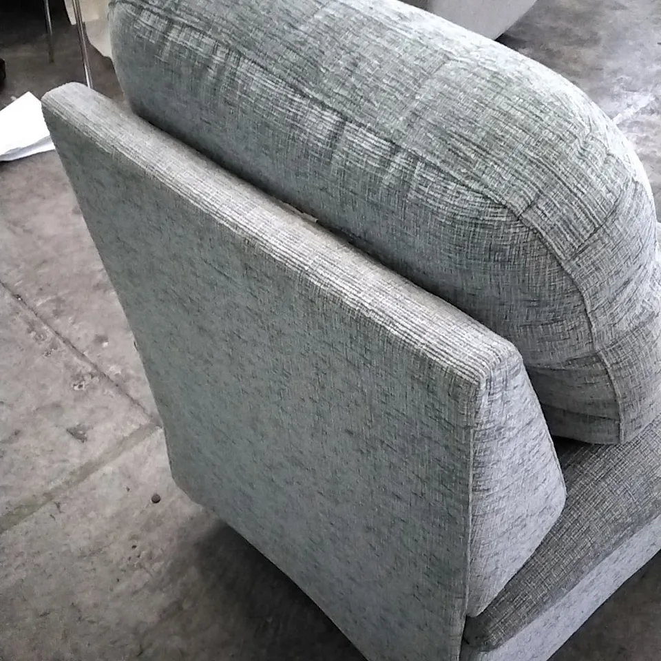 QUALITY BRITISH DESIGNED & MANUFACTURED G PLAN HOLMES POWER RECLINER CHAIR FARROW ICE FABRIC